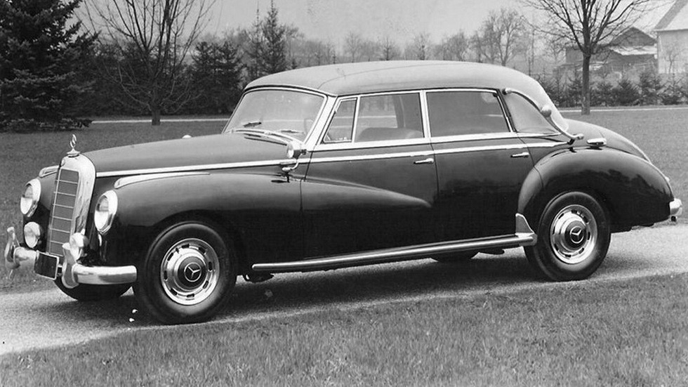 На фото: Mercedes-Benz 300 Cabriolet D (W186) '1951–57